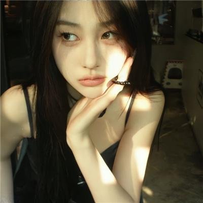 笨女孩海报